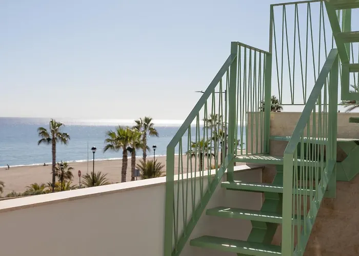 Precioso Apartamento Frente A La Playa Con Piscina